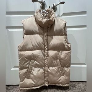 NWT RUE 21 Puffer Vest